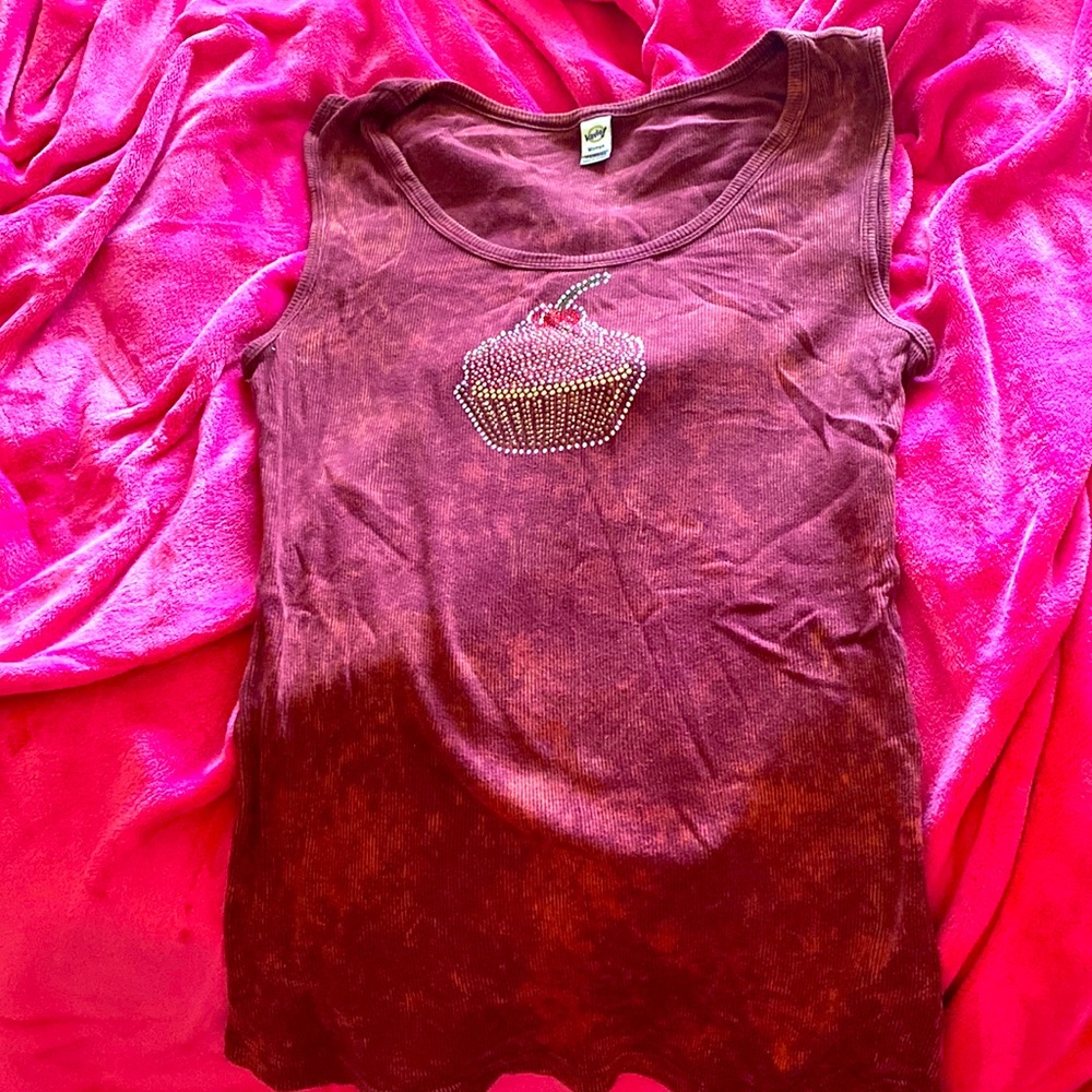 Kavio burgundy tank top with sequin cupcake size XL